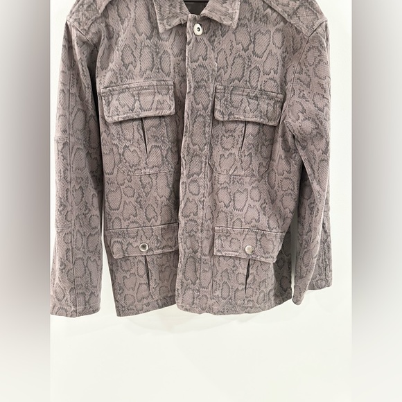 Karlie Snake Print Utility Jacket Gray Size Medium - Picture 3 of 5